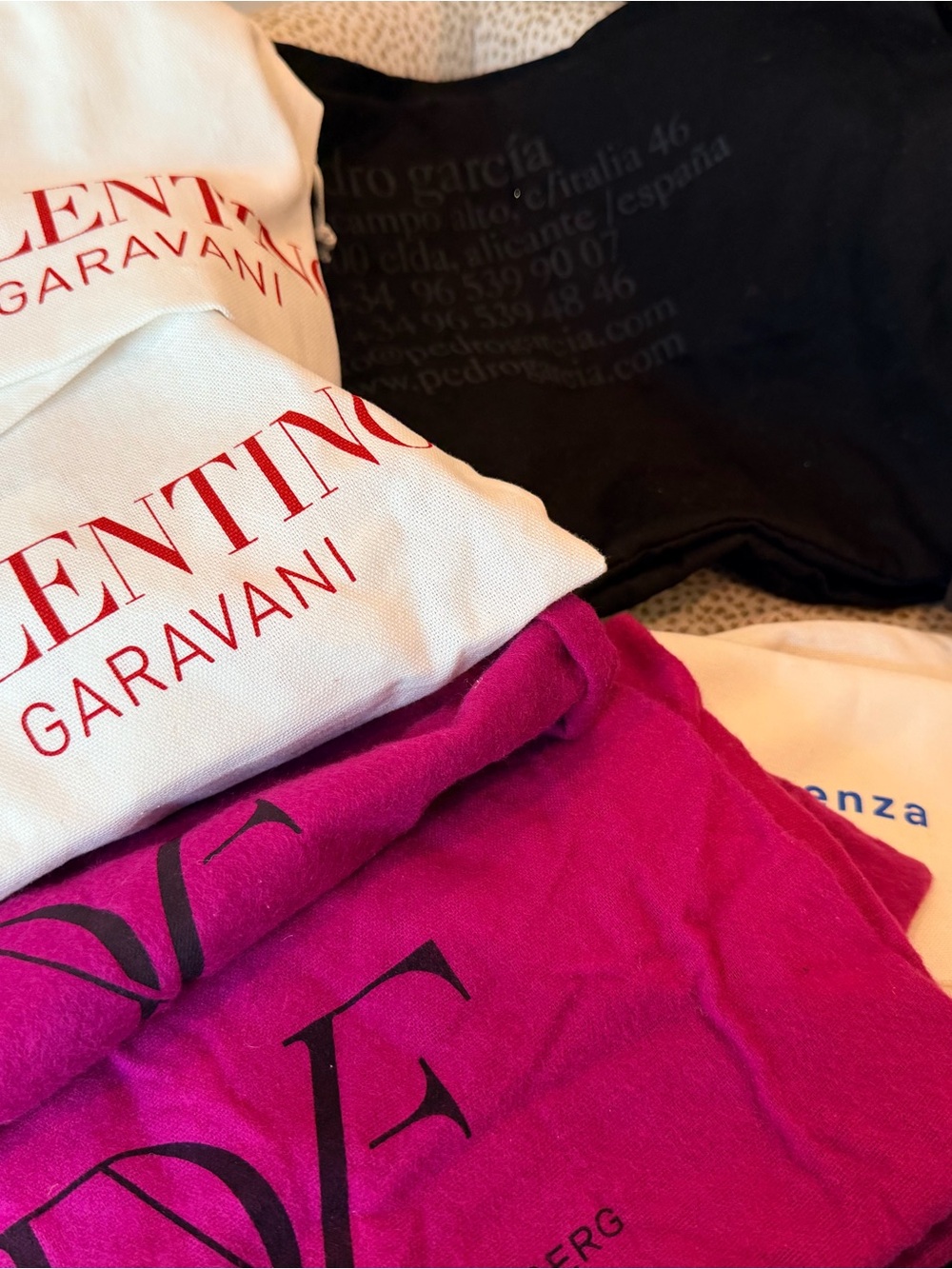 Valentino Garavani and more brands  Dust Bags (White, Black, Fuchsia)